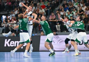 Handball-Krimi: Füchse Berlin gewinnen Supercup